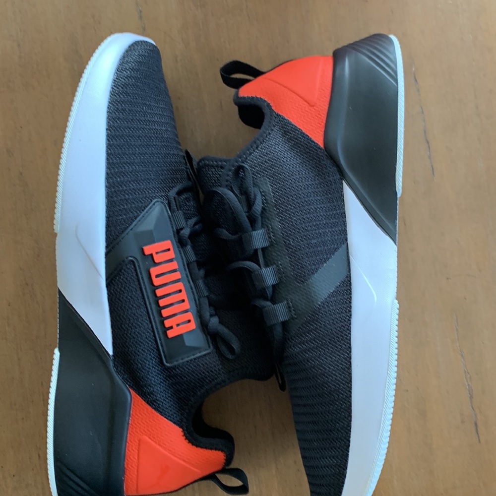 Puma Retaliate Block Running Shoe NEW Never worn. Perfect. Size 11 Men’s